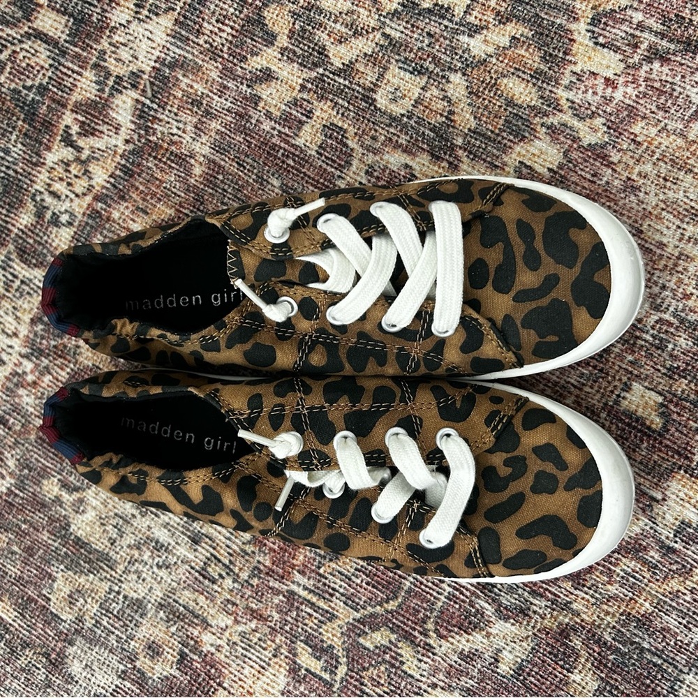 Madden Girl Leopard Print Sneakers  Baailey 7.5